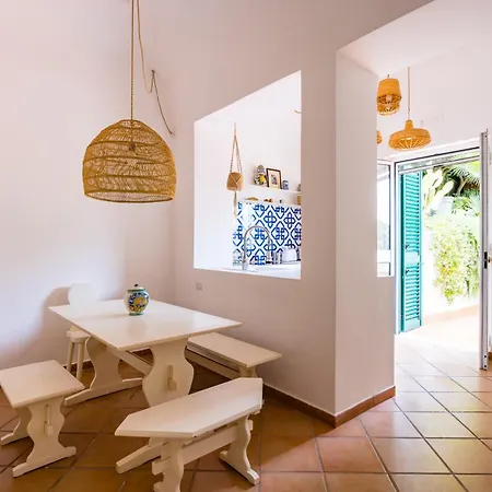 Mina By Napoliapartments *